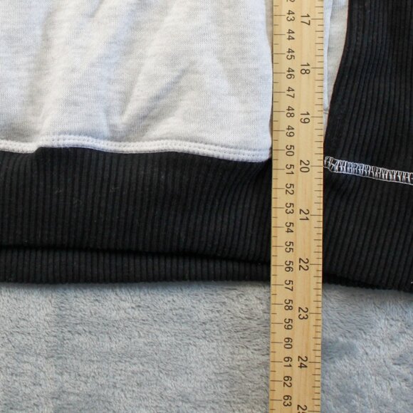 Philadelphia Flyers Long Sleeve Pullover Hoodie YOUTH Size Medium 10/12 - Picture 8 of 8